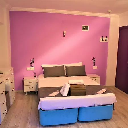Otel Lavender