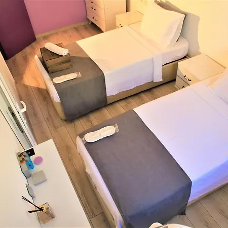 Hotel Lavender 3*